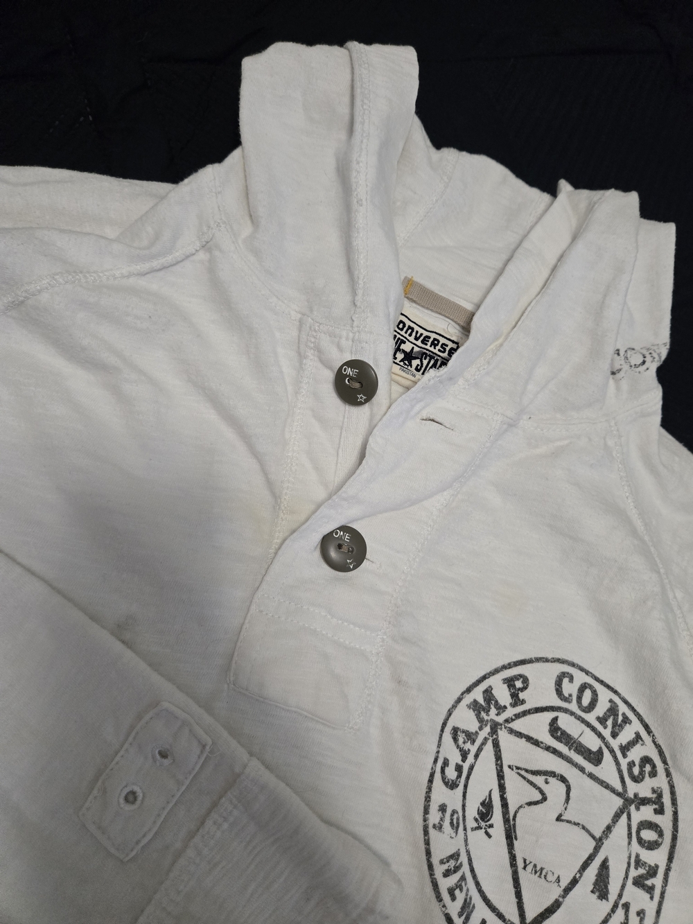 Converse White Henley Pullover with Camp Graphic Xl #504